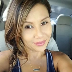 Meet your Posher, Alma